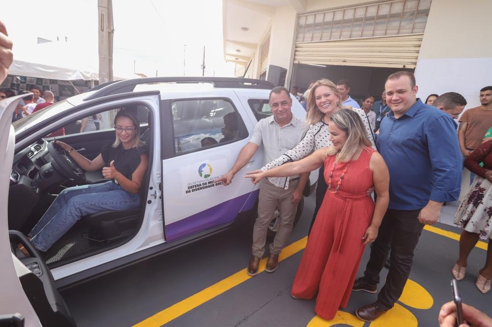 Secretarias de Defesa da Mulher e Promoção Social de Novo Gama recebem equipamentos