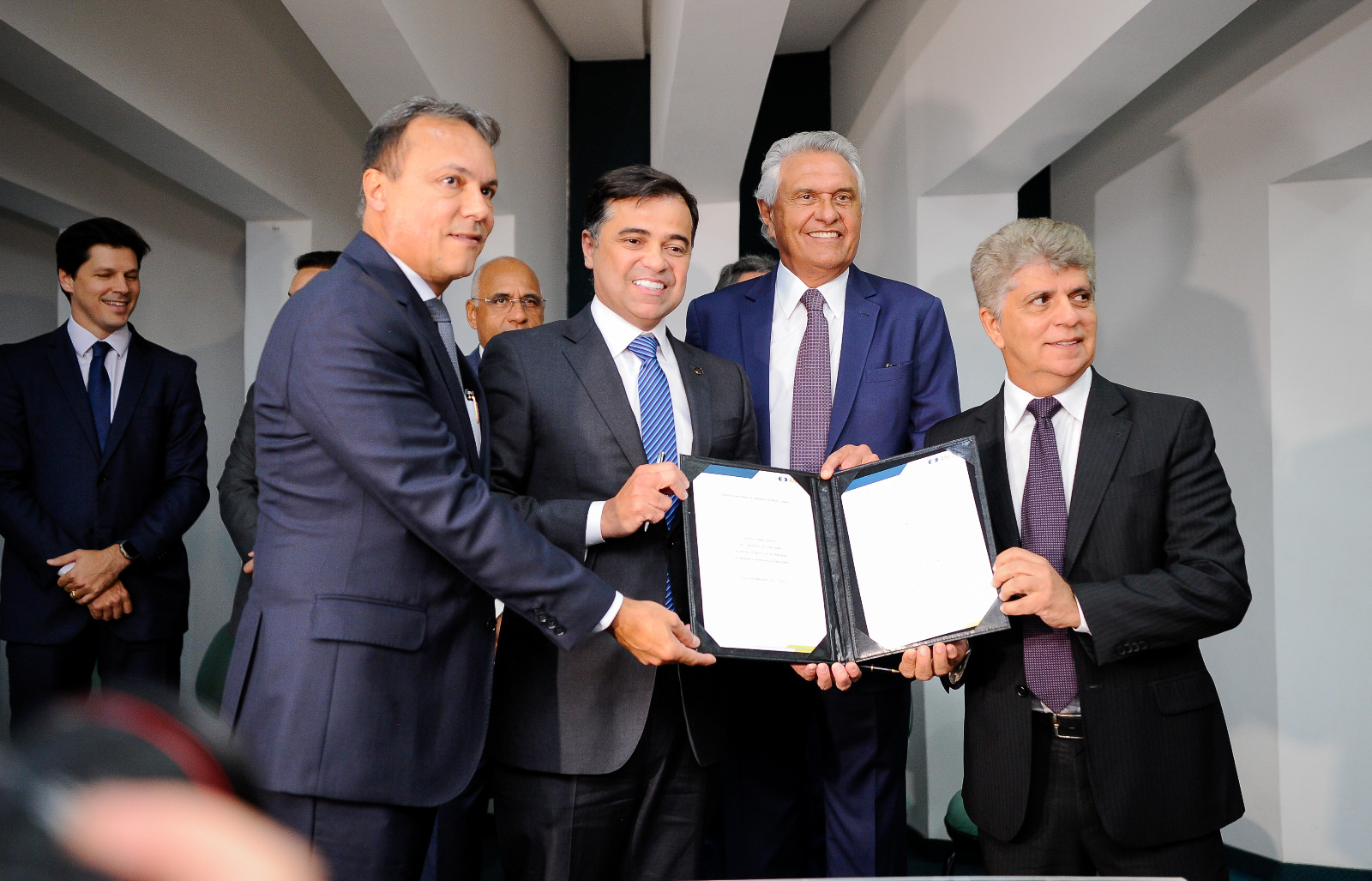 Controle da distribuição de energia elétrica tem nova responsável