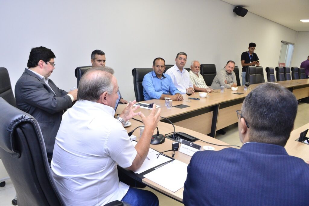 Comitiva de Minas Gerais visita Aparecida em busca de modernização na gestão pública