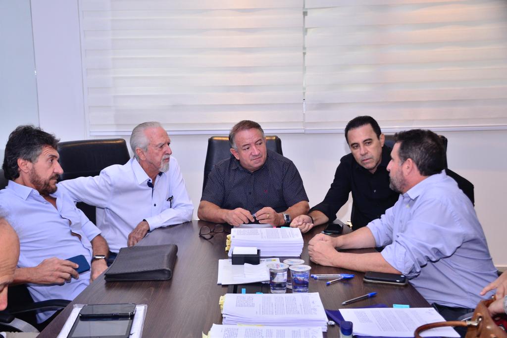 Aparecida assina acordo  para financiamento das obras de esgotamento sanitário