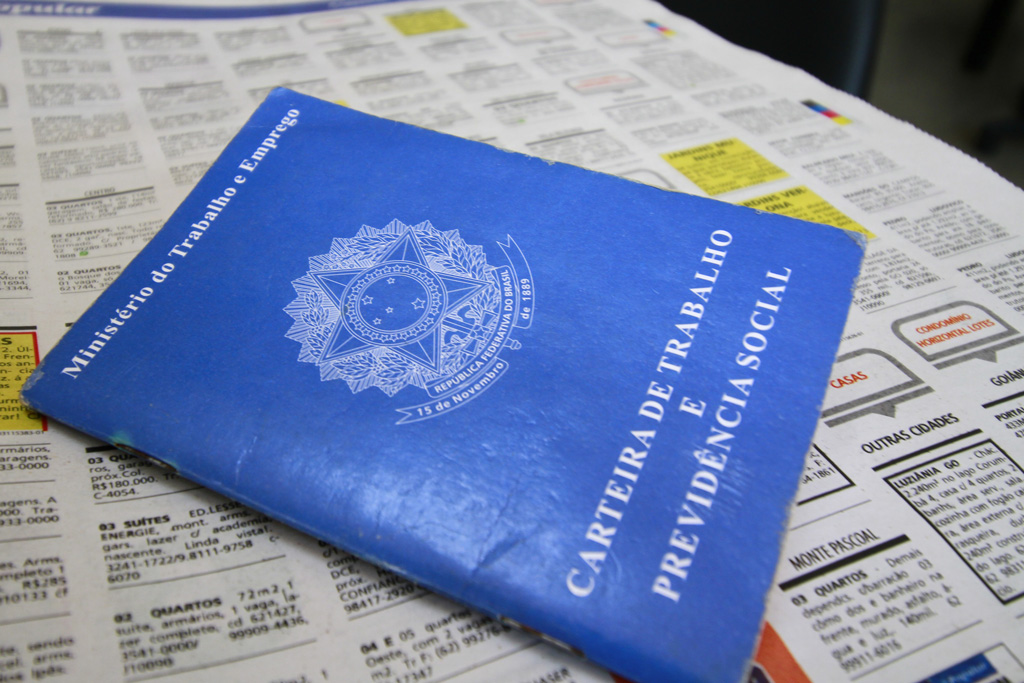 Aparecida oferece 419 vagas de emprego