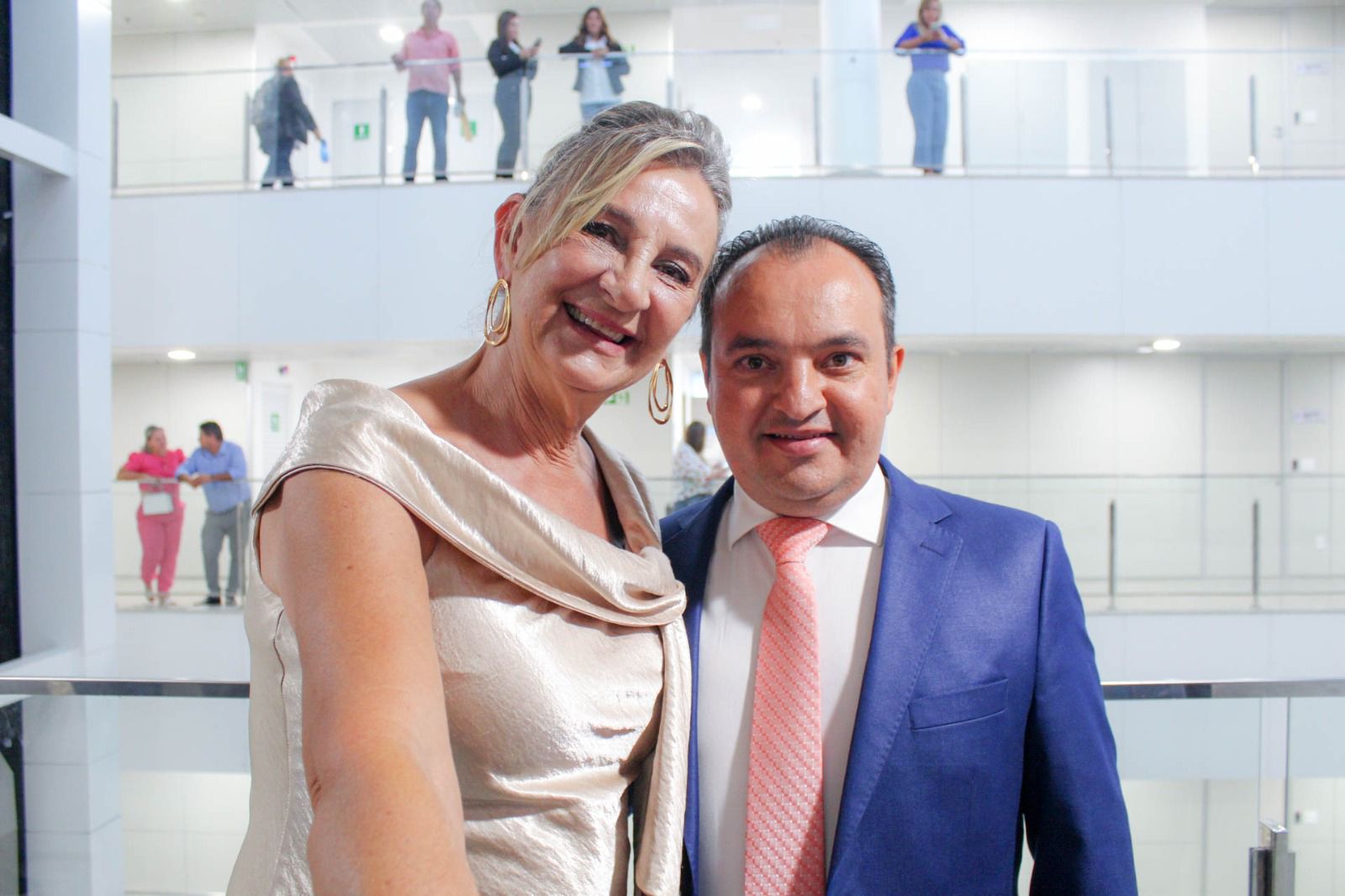 Com agenda no final de semana, deputada Dra. Zeli visita futuro Campus da UFG no Entorno e participa de feira de adoção canina