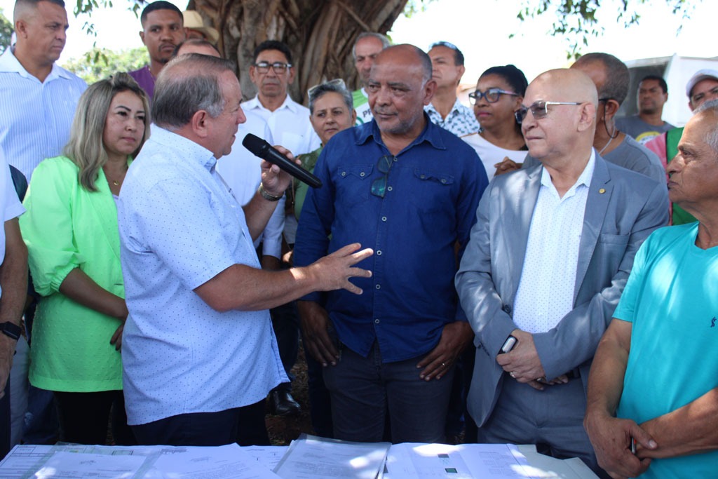 Vilmar Mariano autoriza construção de praça no Parque São Jorge