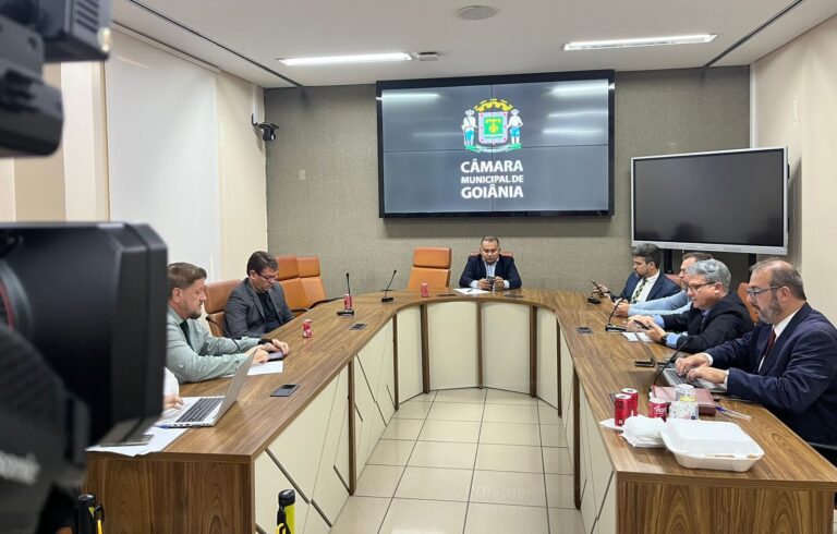 Câmara de Goiânia define calendário de reuniões da CEI da Comurg