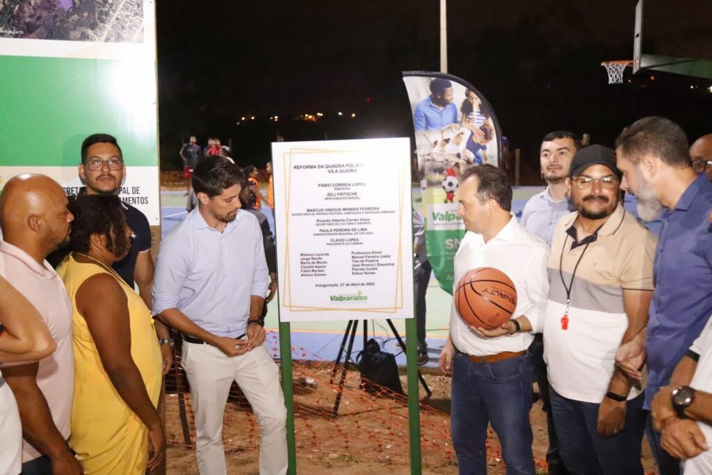 Valparaíso entrega quadra de esportes da velha vila guaíra