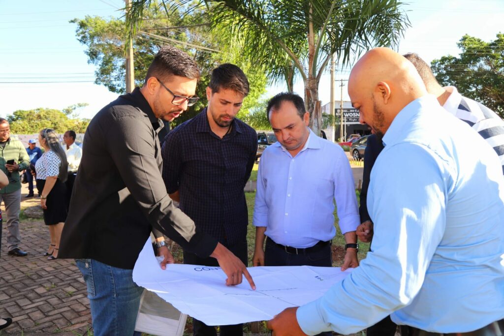 Valparaíso assina ordem de serviço para construção de pista de lazer na etapa B