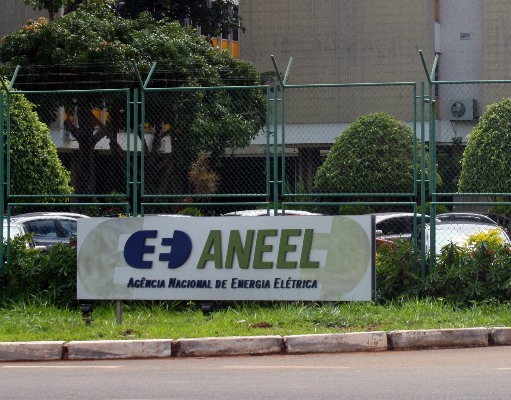 ANEEL anuncia bandeira verde para o mês de abril