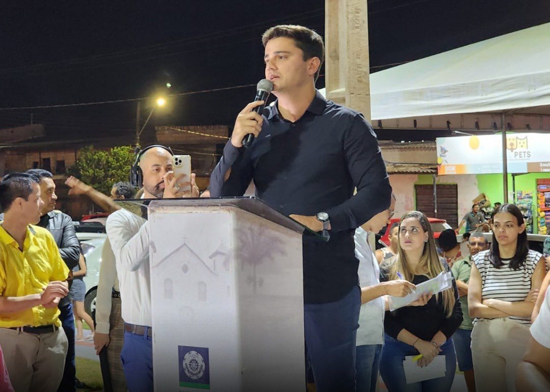 Diego Sorgatto entrega  praça à população, no Jardim Ingá