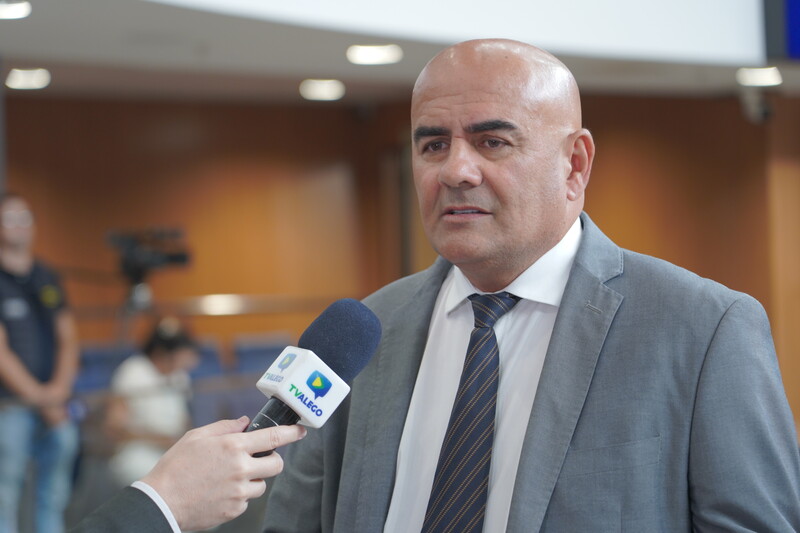 Paulo Cezar quer acabar com a polêmica da denominação de bens públicos