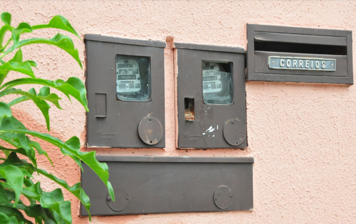 População enfrenta problemas com fornecimento de energia elétrica