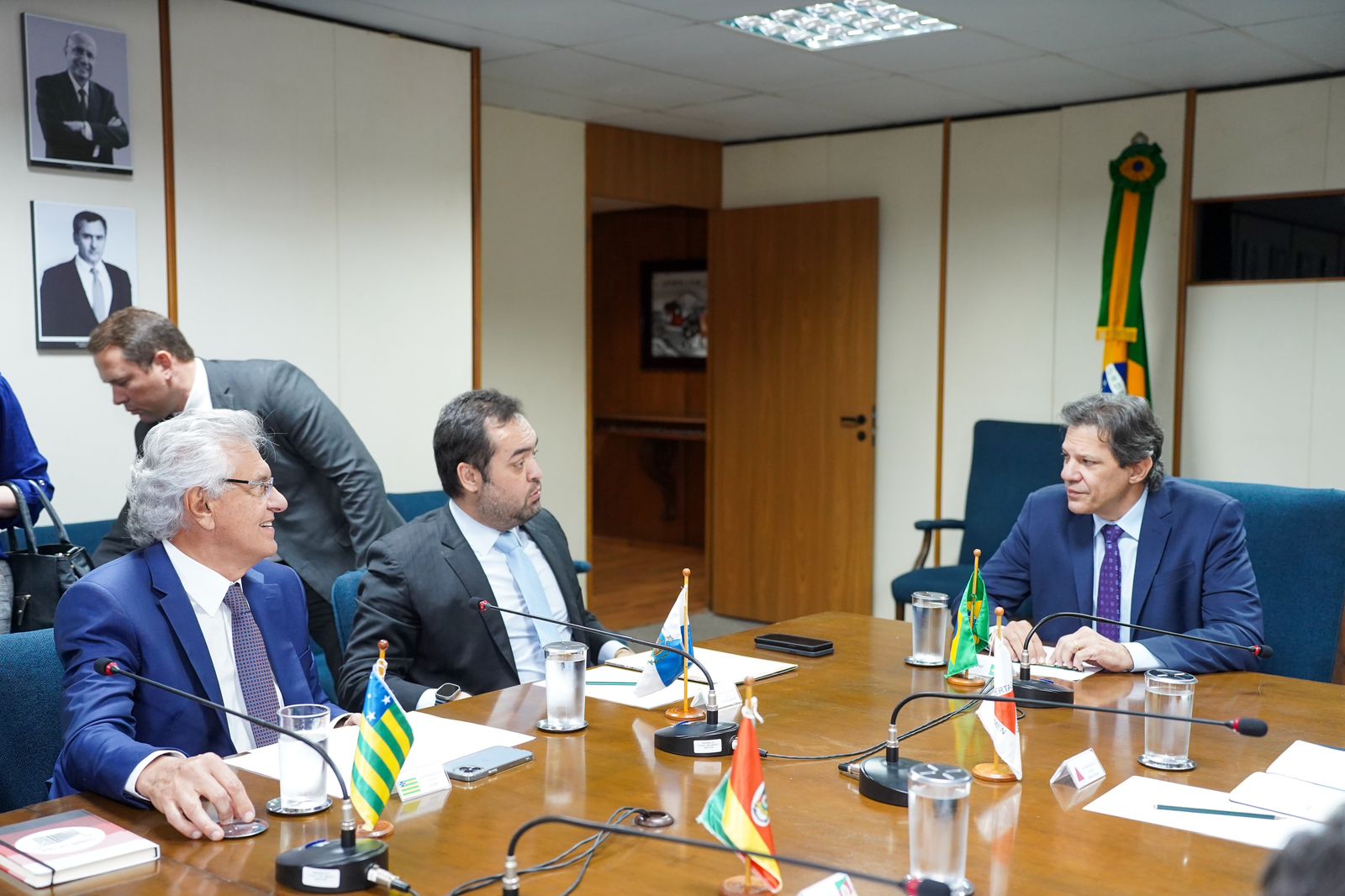 Caiado reúne com Ministro da Fazenda para discutir adequações no RRF