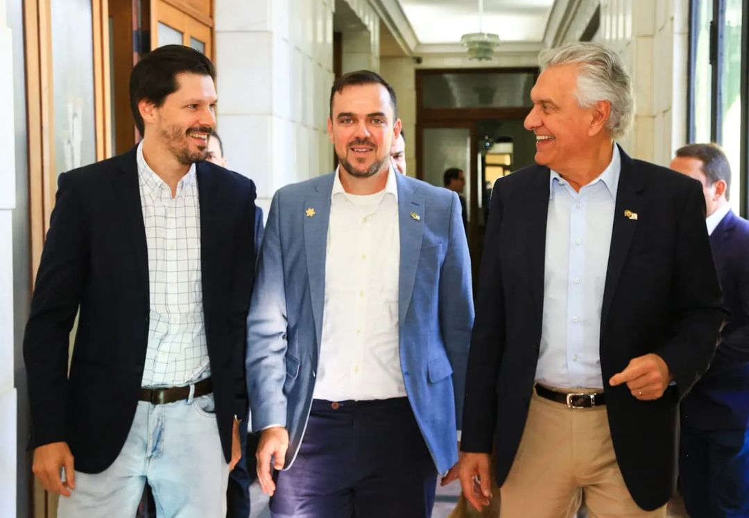 Gustavo Mendanha anuncia retorno ao MDB