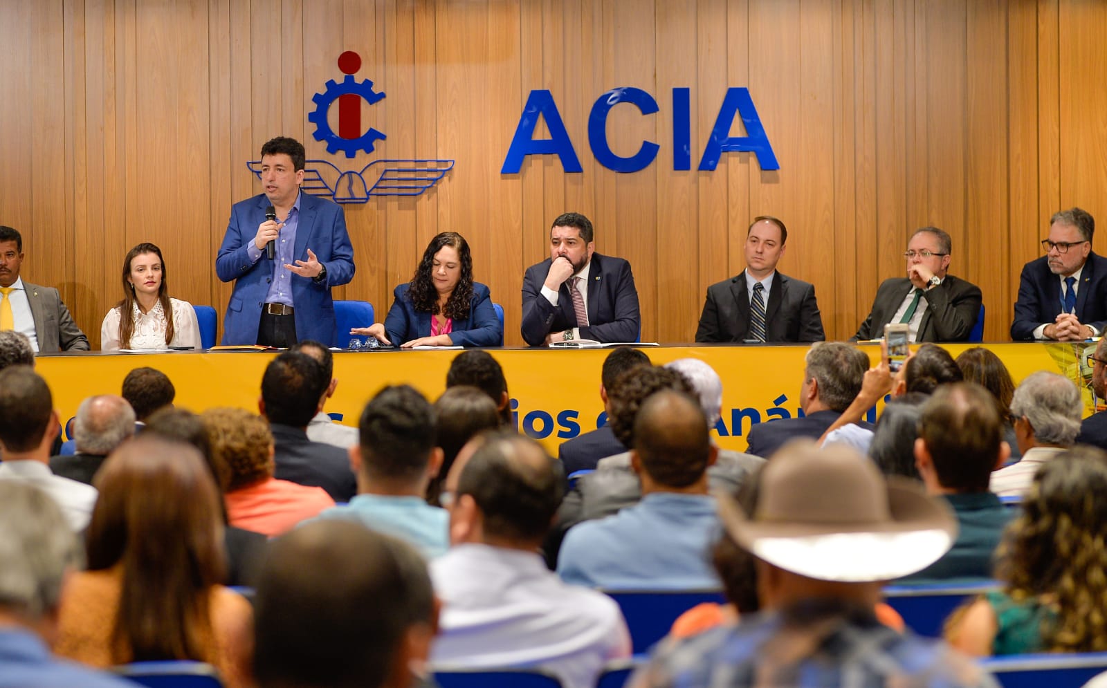 Governo de Goiás assina  protocolo de intenções com os Correios