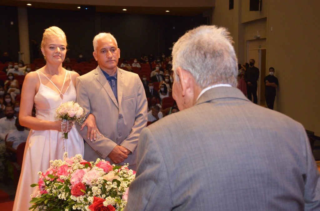 Casais têm até o dia 25 para se inscreverem no Casamento Comunitário de Aparecida