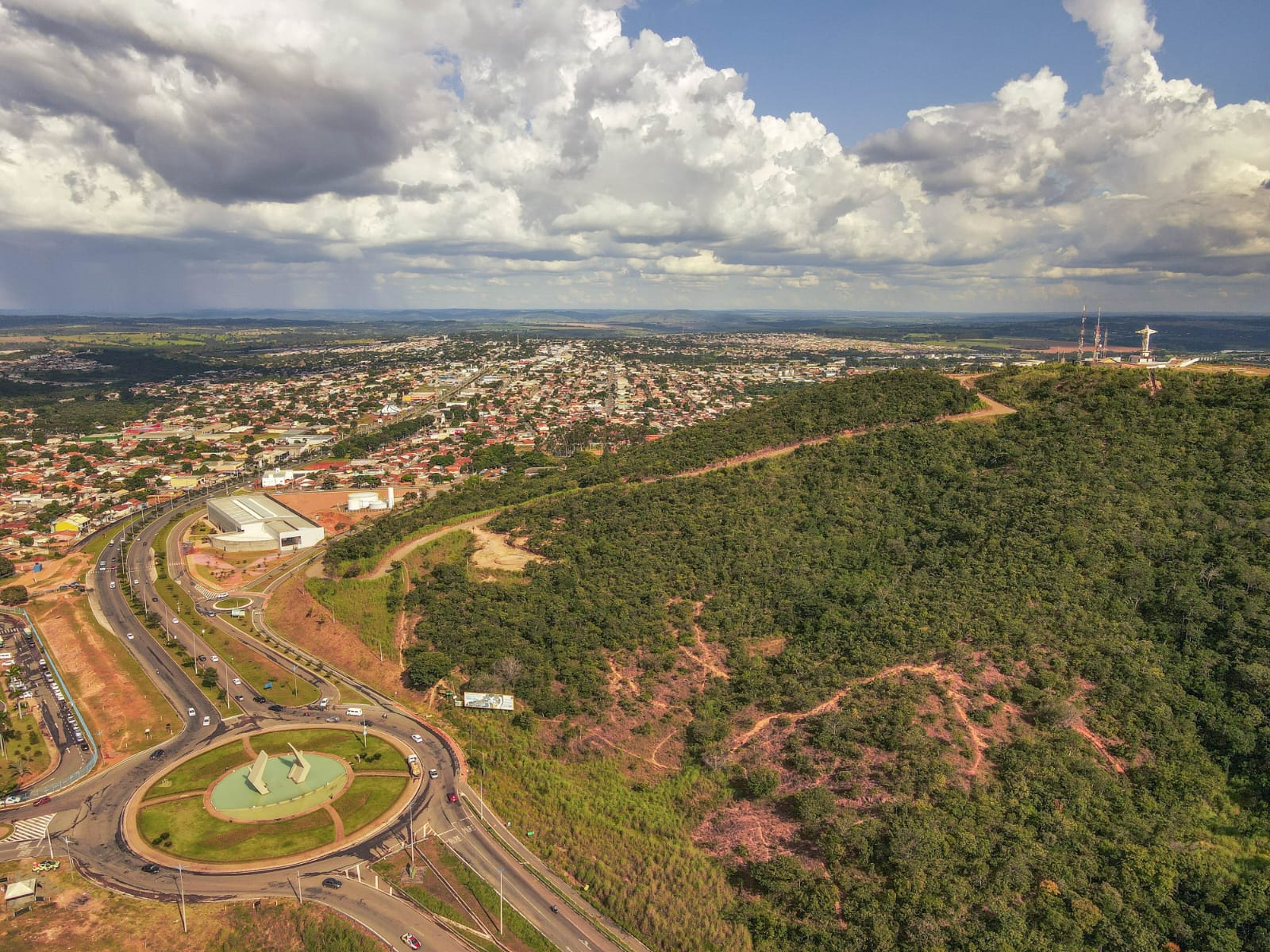 Senador Canedo comemora 34 anos de emancipação política