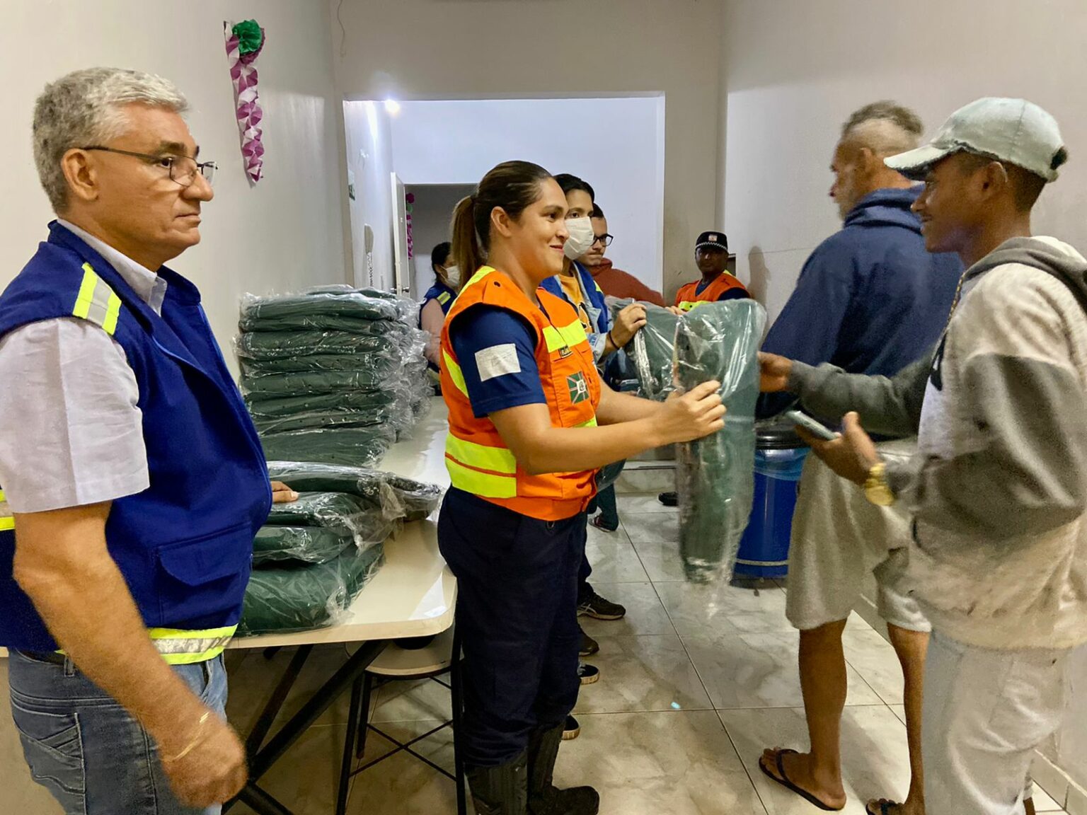 Prefeitura de Goiânia promove abordagem social durante madrugada