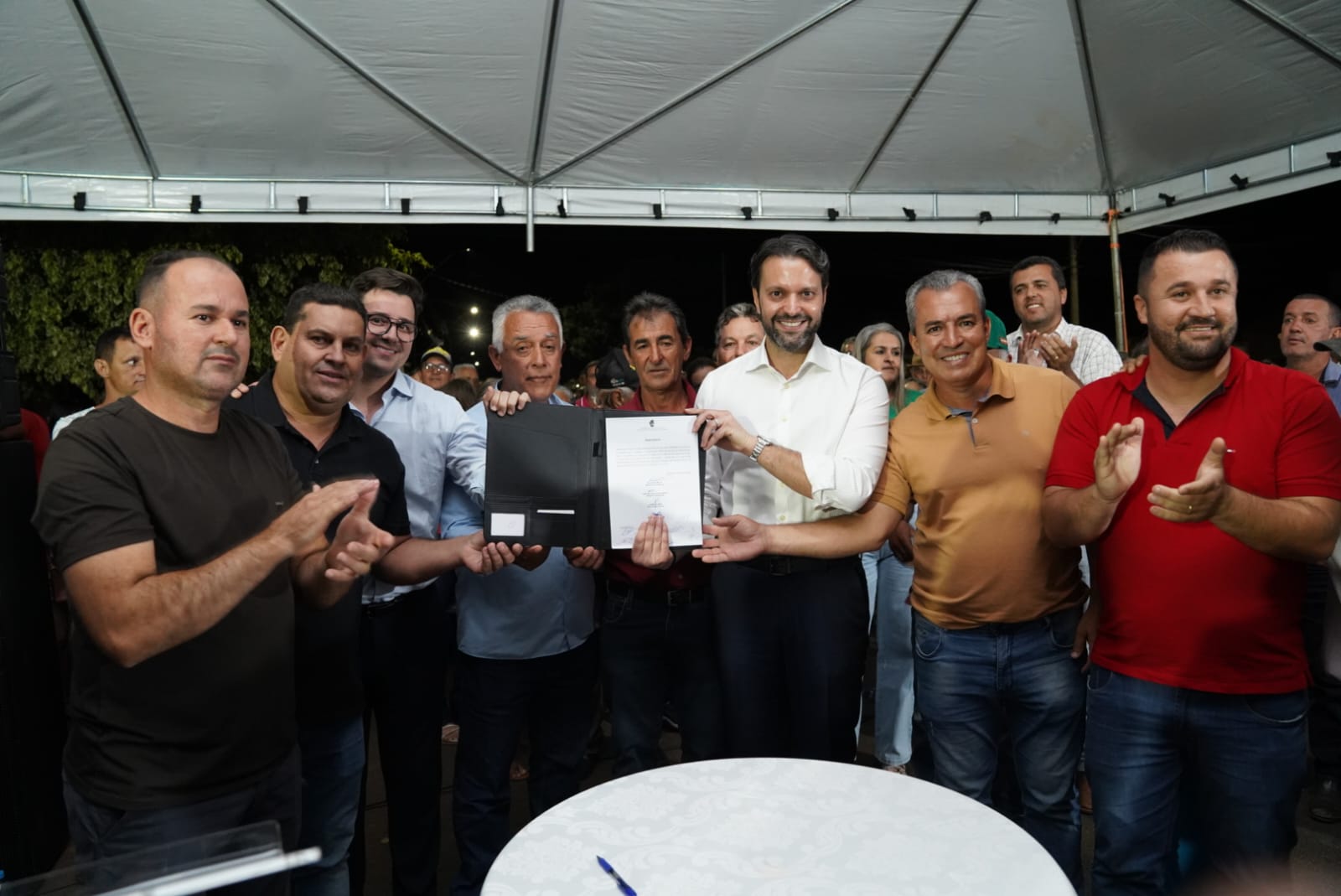 Governo de Goiás dá início à construção de casas a custo zero em Ouvidor