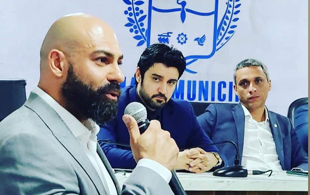 "A direita verdadeira é inabalável"