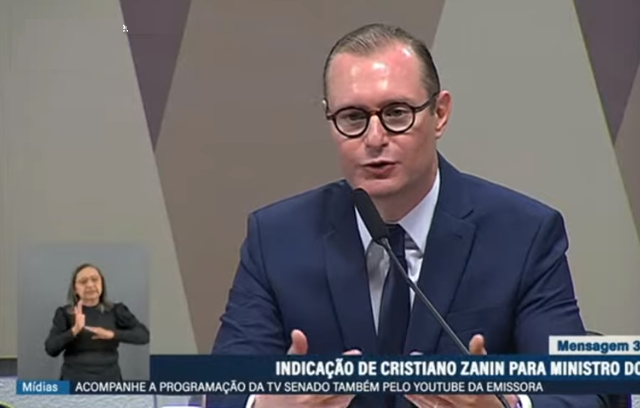 PRIMEIRO PASSO: CCJ do Senado aprova Cristiano Zanin para cargo de ministro do Supremo
