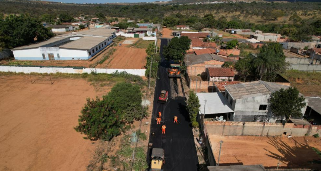Avança Novo Gama: serviços de recapeamento e pavimentação asfáltica continuam no Residencial América do Sul