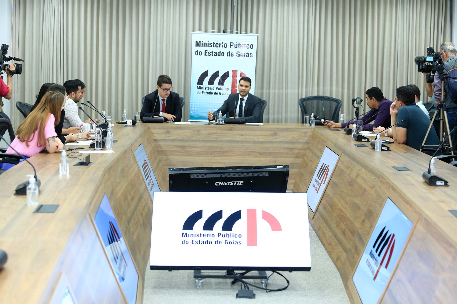 MPGO: Apura casos de violação de sepulturas para venda ilegal de jazigos em Caldas Novas