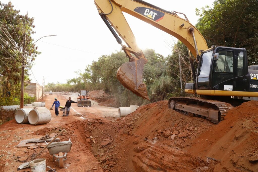 Governo de Valparaíso realiza vistoria de obras no bairro Ypiranga