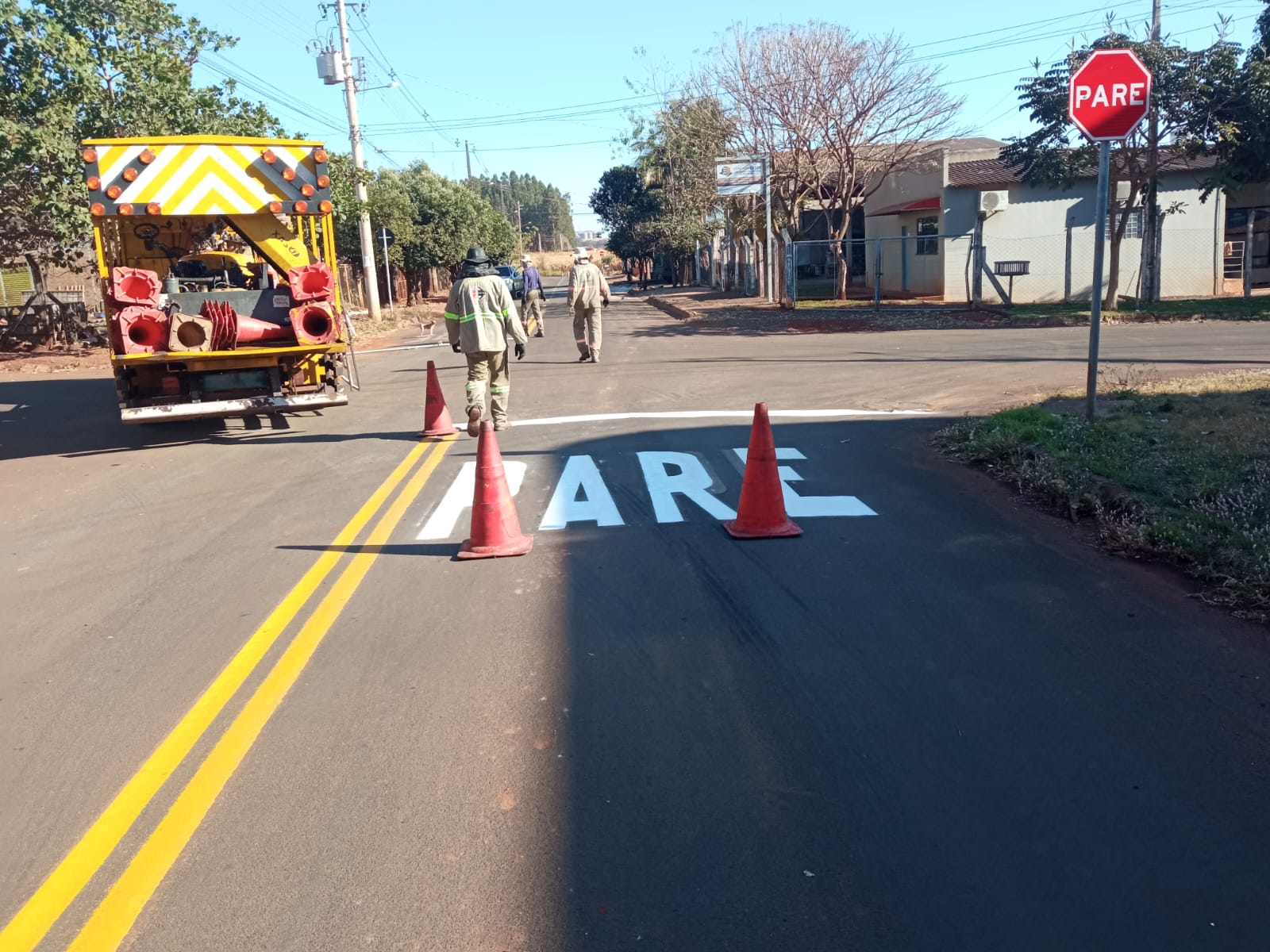 Governo de Goiás implanta 20 mil metros de sinalização em áreas urbanas em julho