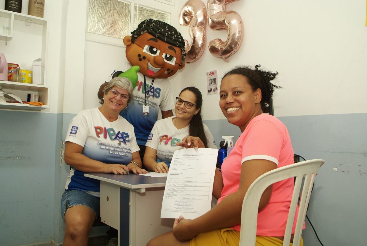 Nova Iguaçu realiza mutirão nos CRAS para cadastramento no CADÚnico