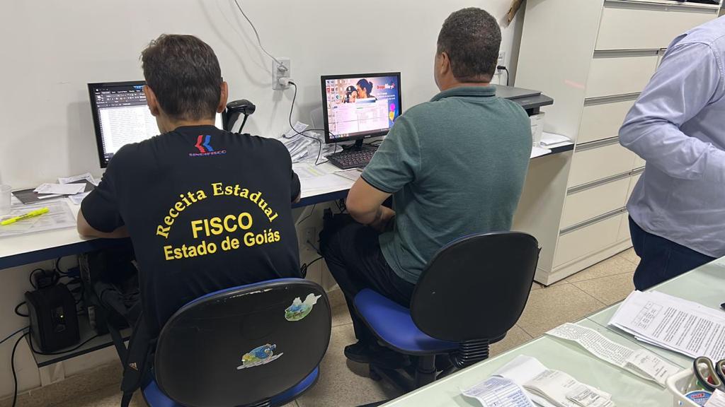 Receita estadual faz operação contra sonegação fiscal em farmácias