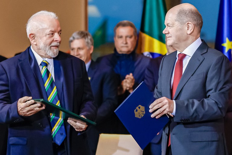 RELAÇÕES EXTERIORES: Lula e Olaf Scholz defendem transição ecológica com justiça social