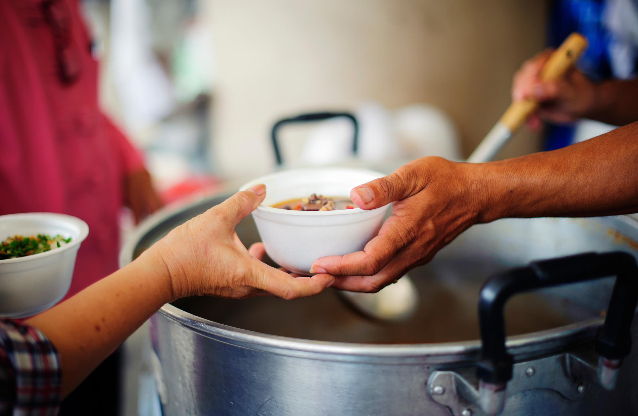 Uma em dez famílias enfrenta insegurança alimentar moderada ou grave