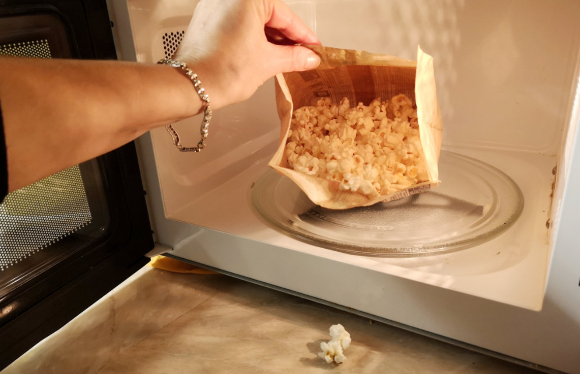 Micro-ondas na culinária: mitos e realidades