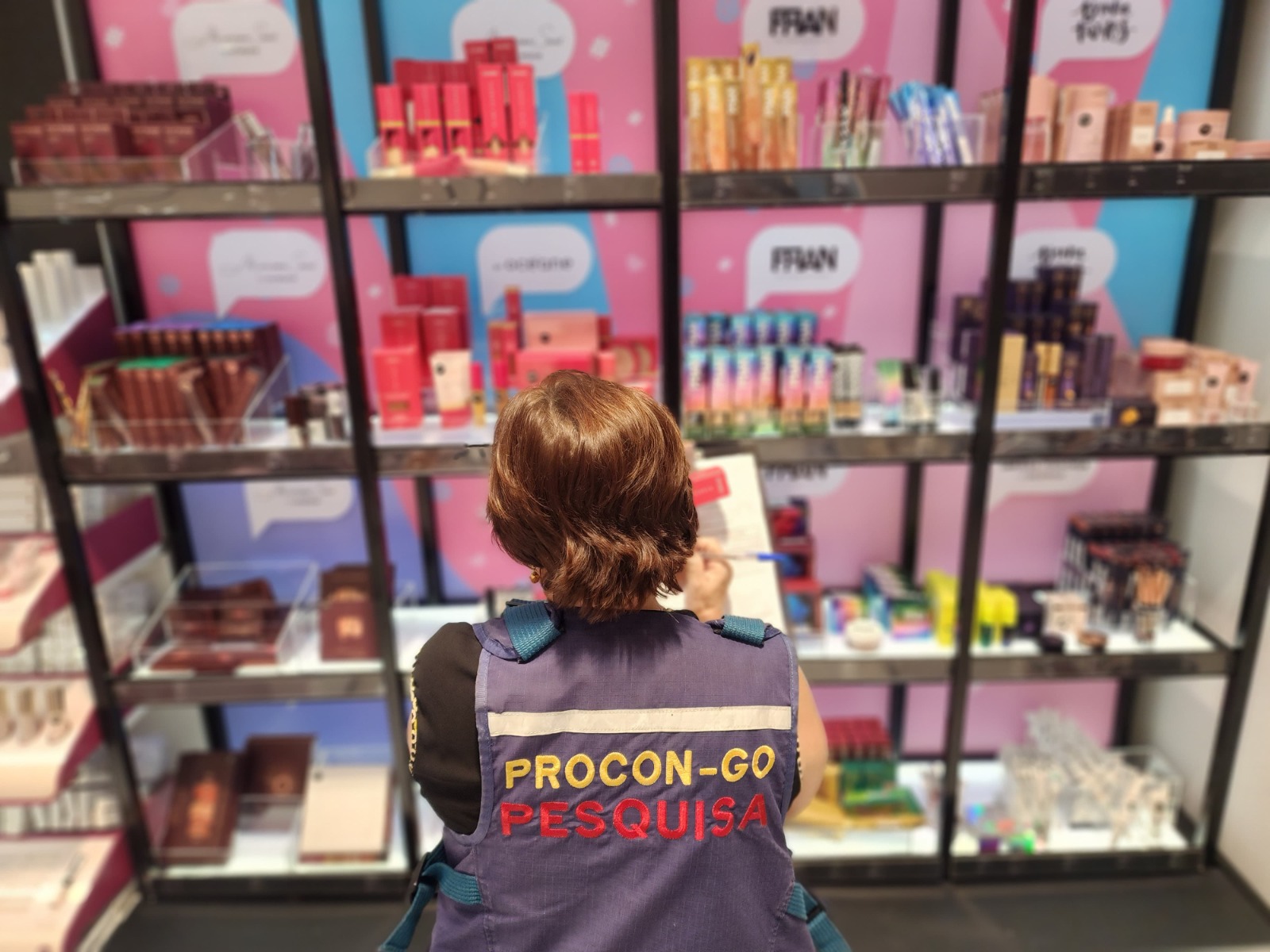 Dia das Mães: pesquisa do Procon Goiás aponta variação superior a 220% nos preços dos presentes