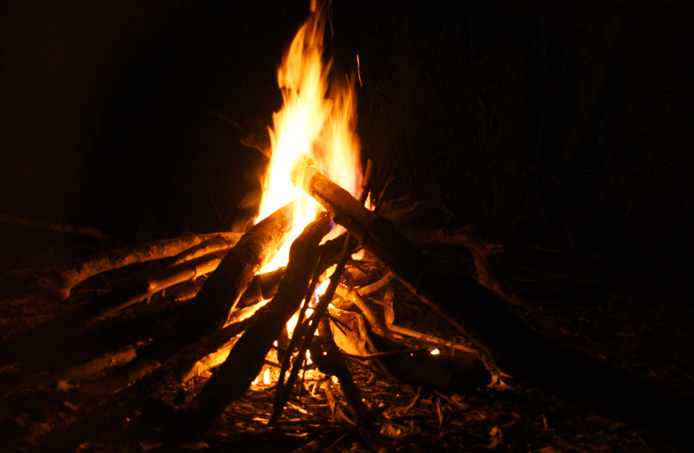 Em tempo de festas juninas, campanha alerta sobre risco de queimaduras