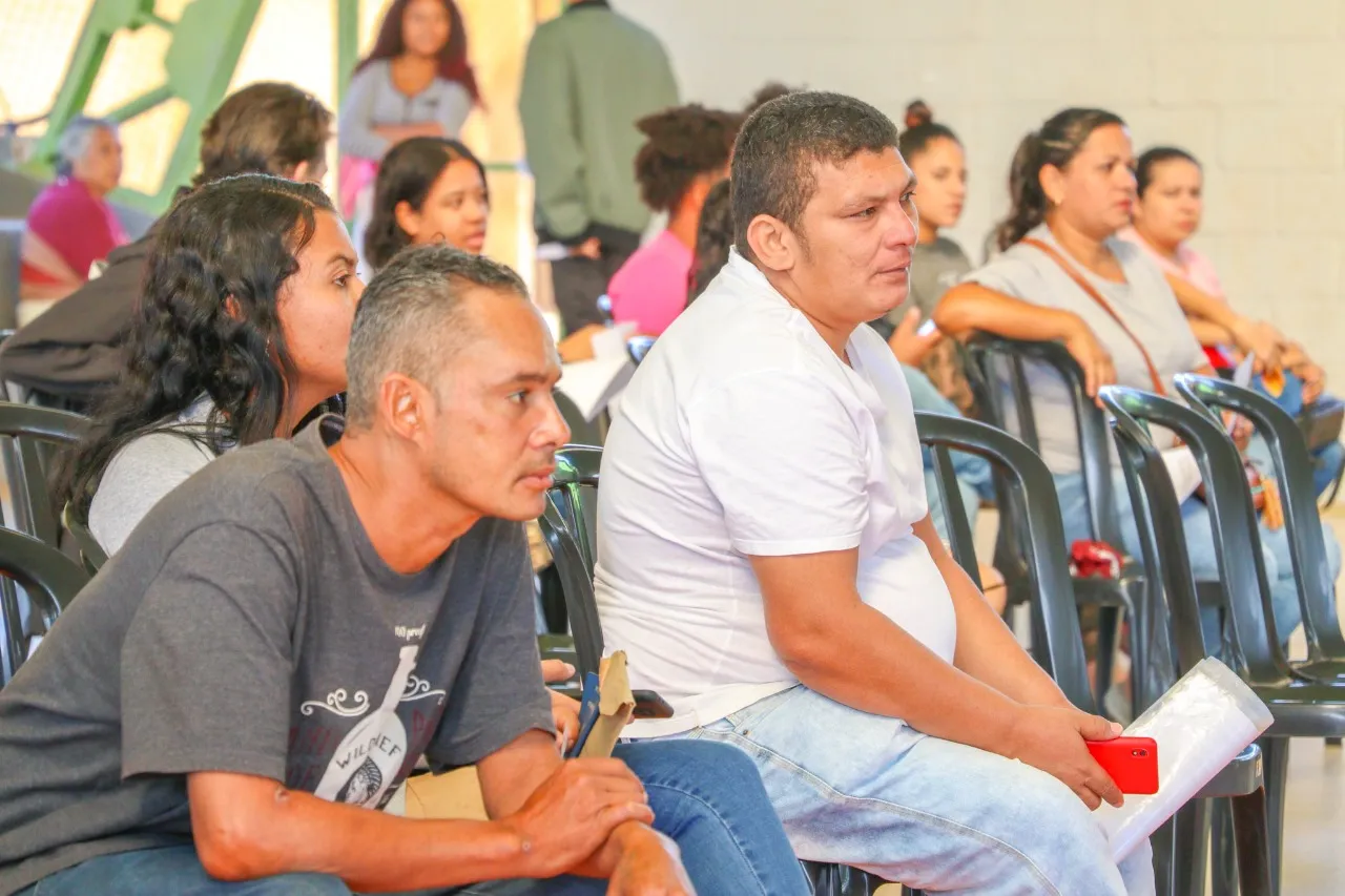 Senador Canedo oferece mais de 1100 vagas de emprego