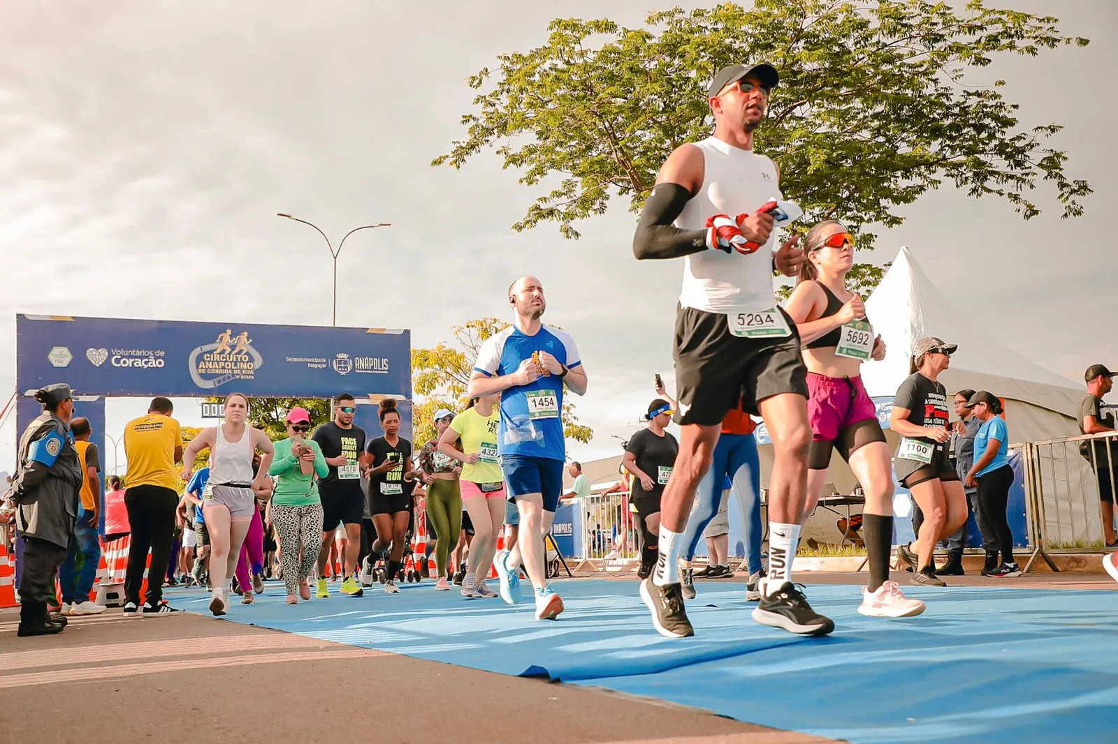 13º Circuito Anapolino arrecada 25 toneladas de alimentos
